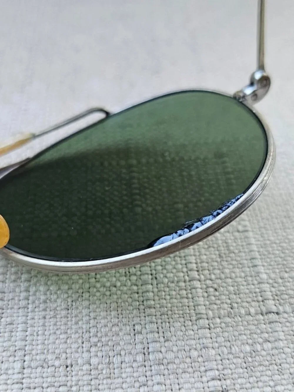 Vintage Men Sunglasses Silver Tone Metal Frame Green Lenses Aviator Sunglasses